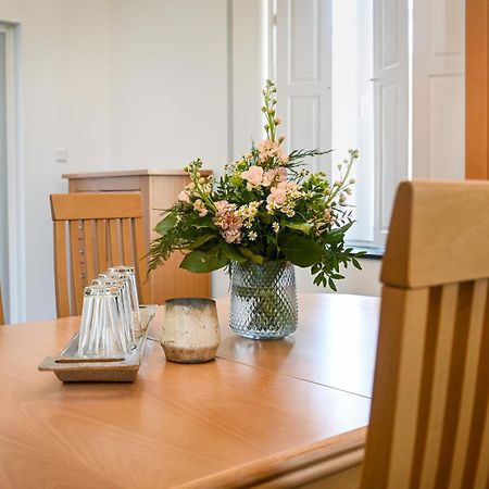 Muehlen-Apartment Im Herrenhaus Rheinblick Xanten Buitenkant foto