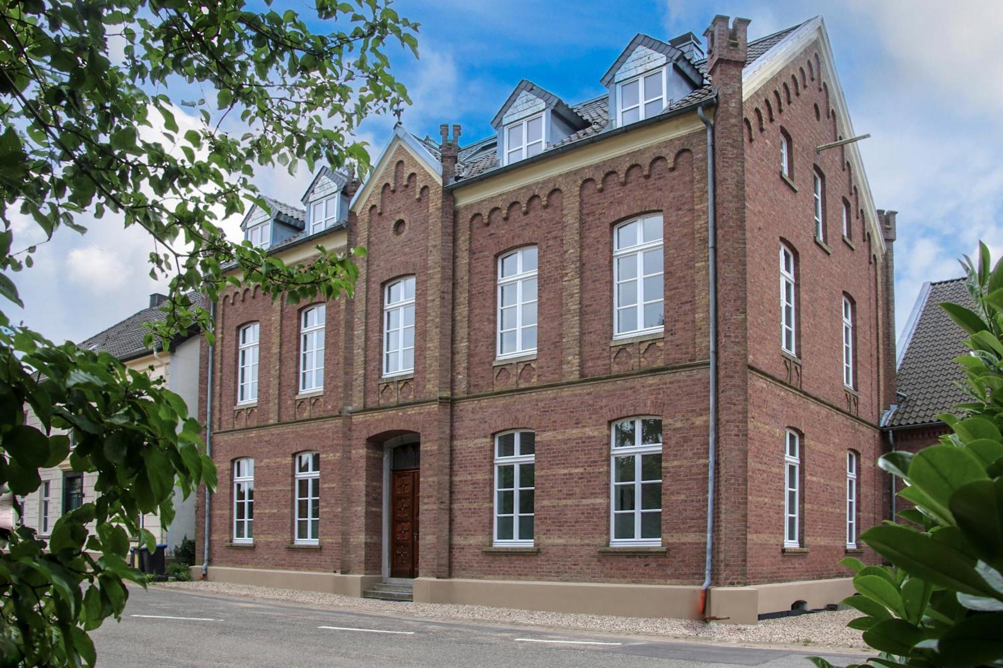 Muehlen-Apartment Im Herrenhaus Rheinblick Xanten Buitenkant foto